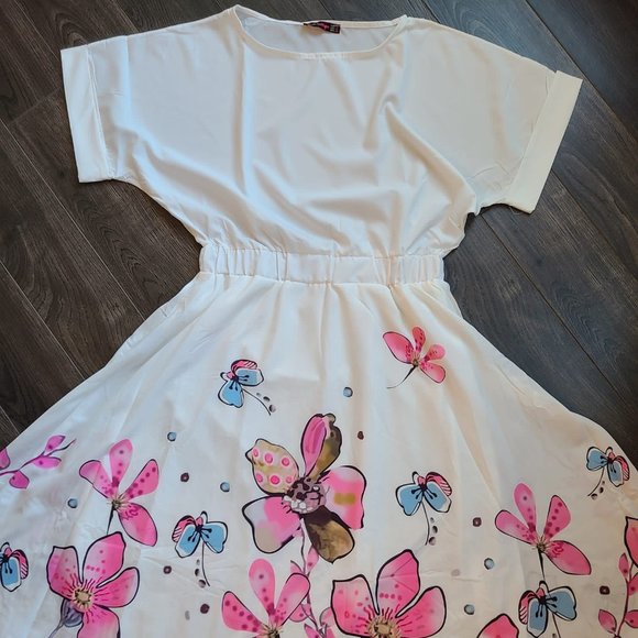 BRAND NEW WHITE  PINK FLORAL DRESS - Picture 11 of 13
